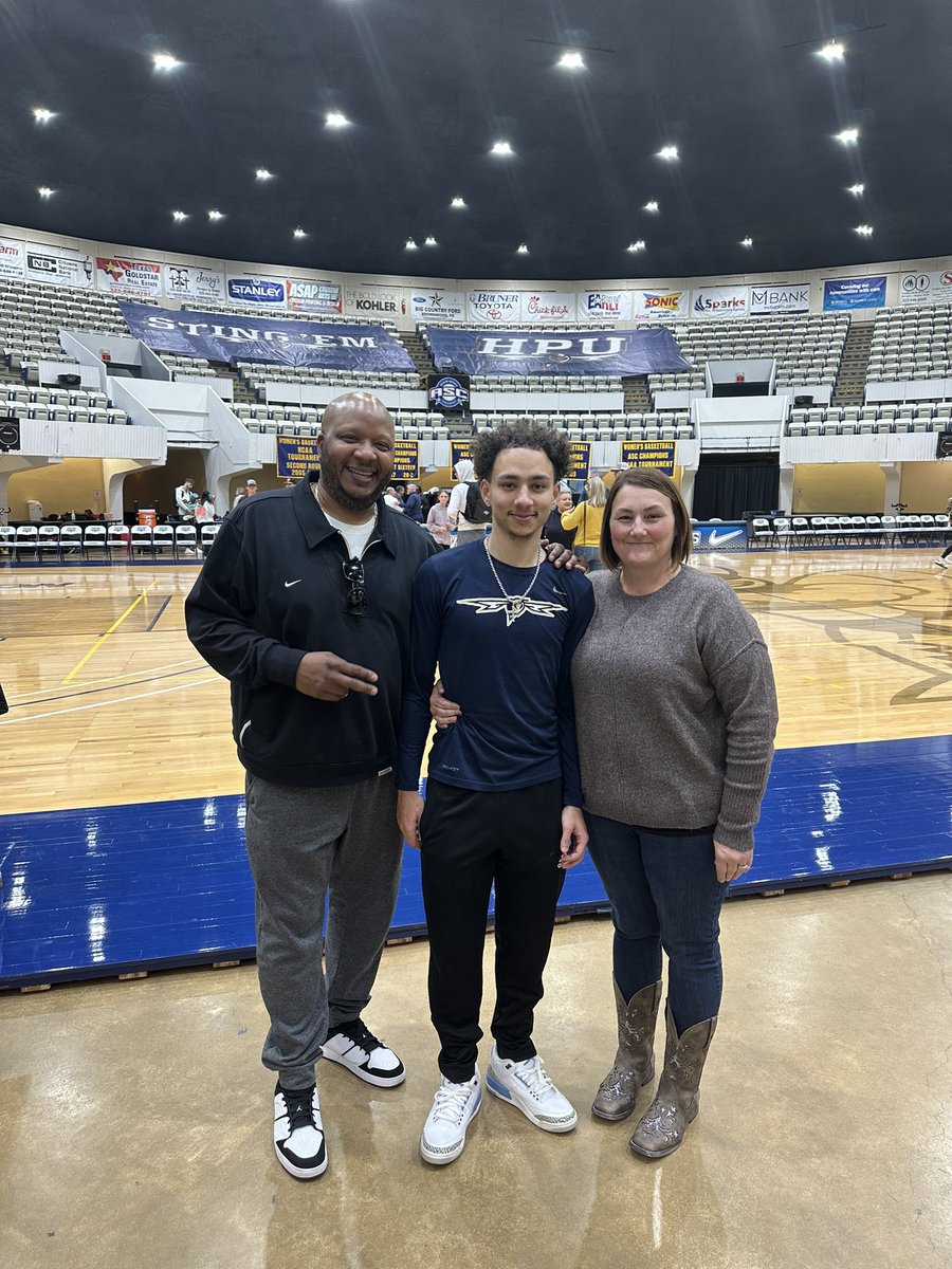 CoachTMF's tweet photo. Happy birthday to my RyeDawg @RFornerette @RyeFornerette1 
Can’t believe you’re 21 already!  We are very proud of you and your accomplishments so far.  Keep working, striving for the goals you’ve set for yourself and always keep God first.  Love you big dawg! https://t.co/uZORoDAceG