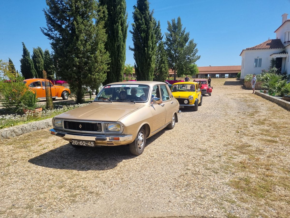 HerdadeFozdaRep's tweet photo. More impressions of our Oldtimers Event
Enjoy
#Oldtimers #Beja #Mértola #Event #Herdade https://t.co/IIbjOwS4Bv