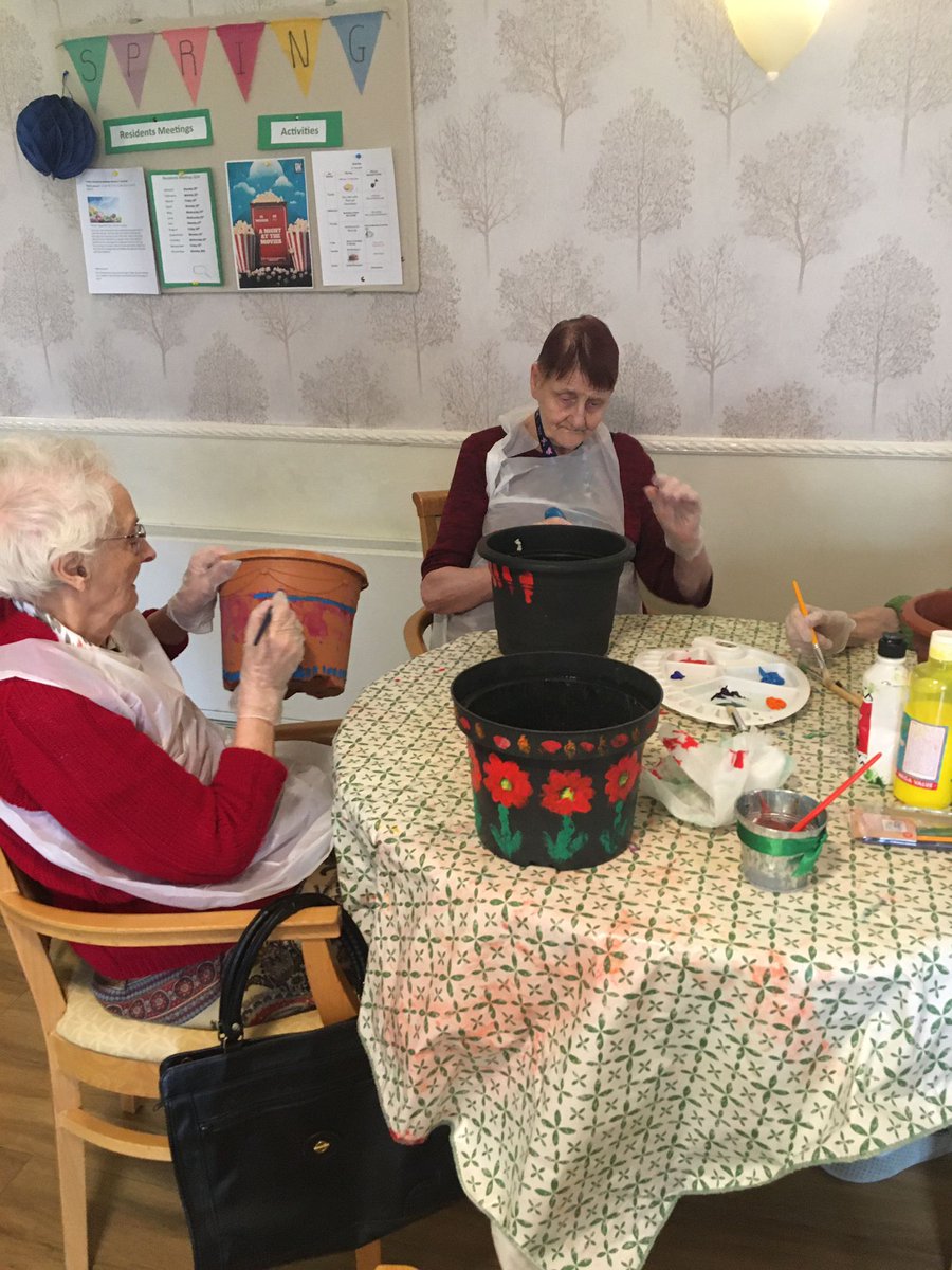 We've been decorating plant pots this week at The Cedars ready for some flowers to go in the garden. We then managed to sit for an hour in the short lived sunshine enjoying a chat over a cup of tea🌻😀