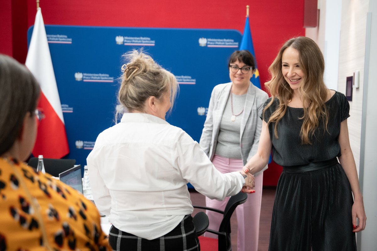 Ministerstwo Rodziny, Pracy i Polityki Społecznej tweet media