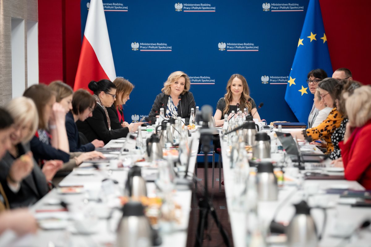 Ministerstwo Rodziny, Pracy i Polityki Społecznej tweet media