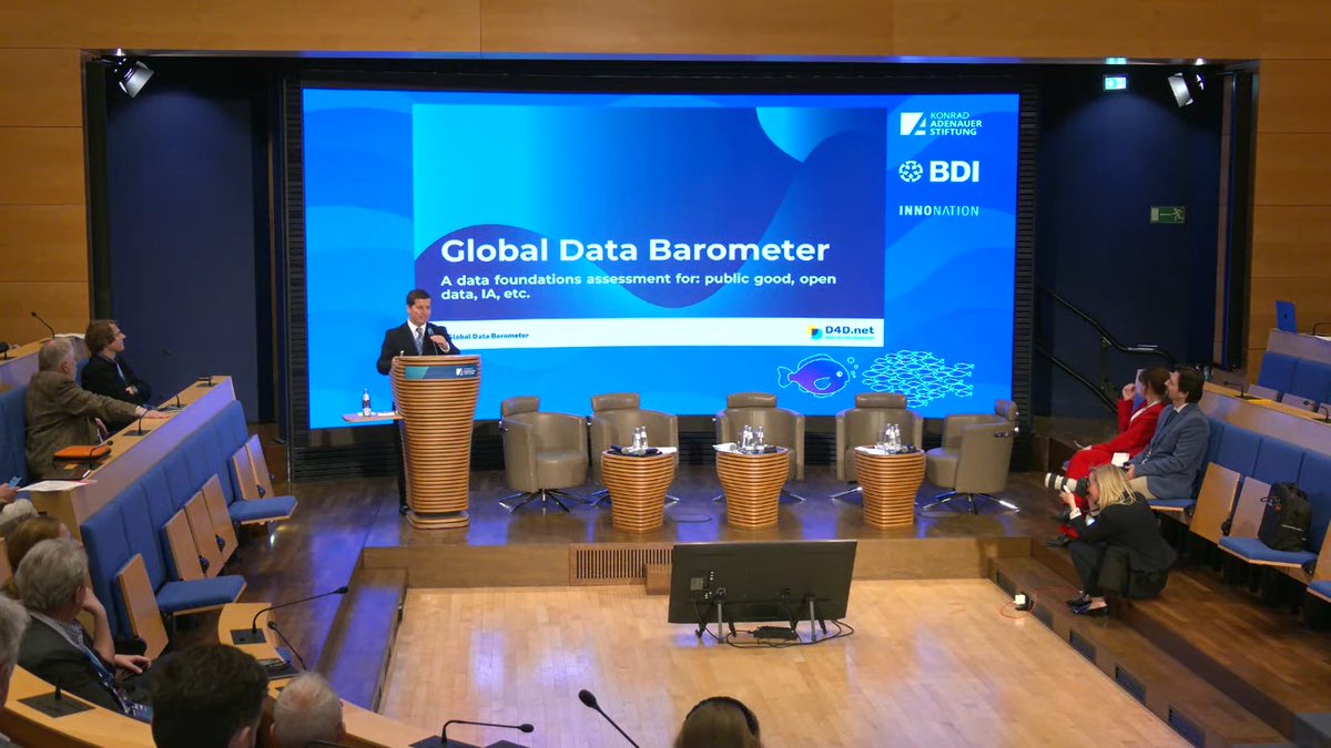Don't miss @davidzb06's key note at the @KASonline #EUDataSummit. David's keynote highlights key trends from countries evaluated by the @databarometer in the European Union. Join the conversation: youtu.be/N4RcaVChFlA