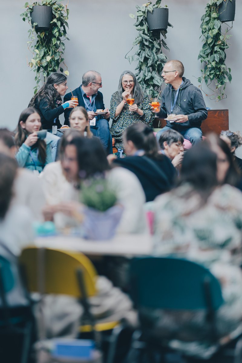 digiatschool's tweet photo. Vernetzung, Zeit für Gespräche mit Kolleg:innen, Inspiration und noch viel mehr auf der digi@school 2024 #twlz #Schuledigital #Ki #Digitalität https://t.co/RfE5zVbmTd
