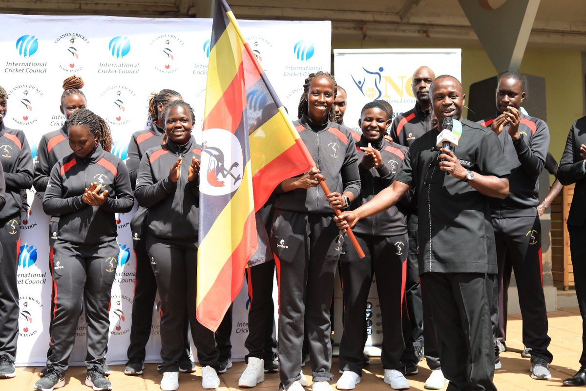 The Victoria Pearls have been flagged off for the Women’s T20 World Cup Global Qualifiers by State Minister for Sports @OgwangOgwang.

#GoLocal 🏏
📸 @BataImages