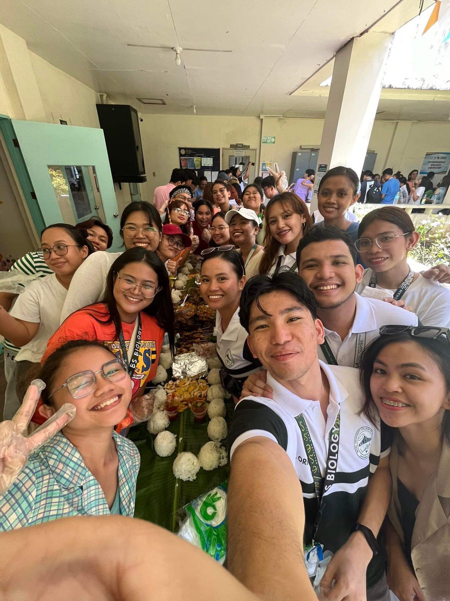 lyca_cz's tweet photo. biodays dump 💚 https://t.co/hsXVphFih5