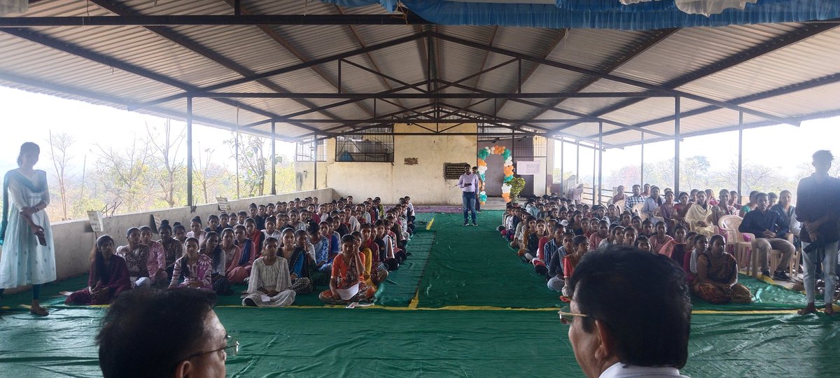 KKureliya's tweet photo. @CMOGuj
@ECISVEEP
@dpeonavsari1
@CollectorNav
Vansda. Sveep karyakram .Matdar jagruti karykram Mahuvas nursing college vansda https://t.co/YcDefLN4Rc
