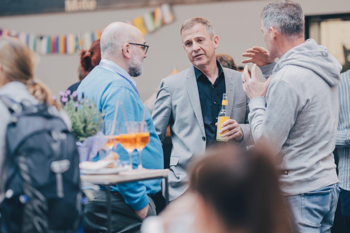 digiatschool's tweet photo. Vernetzung, Zeit für Gespräche mit Kolleg:innen, Inspiration und noch viel mehr auf der digi@school 2024 #twlz #Schuledigital #Ki #Digitalität https://t.co/RfE5zVbmTd