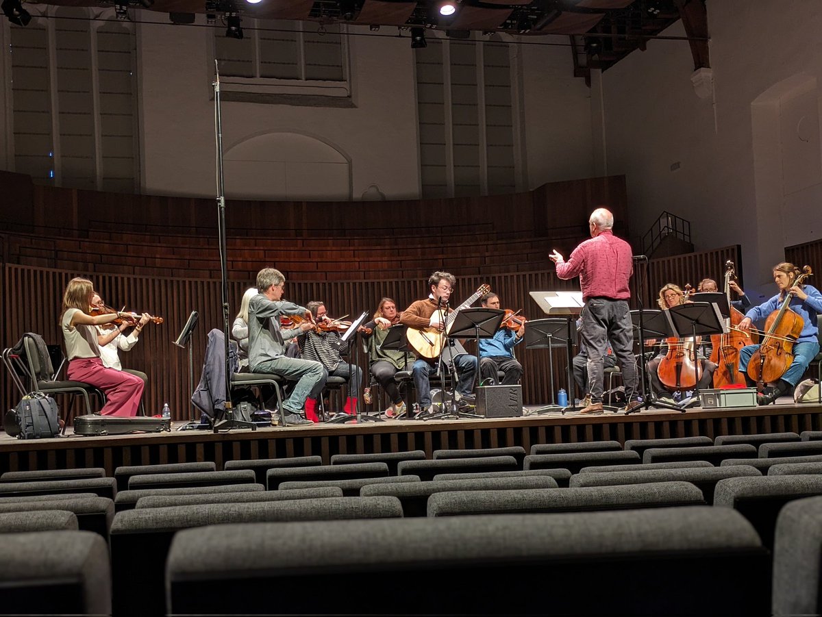 @DunedinConsort, @seanstshibe & #JohnButt settling into the crystalline precision of @DeBijloke's beautiful hall. On @Klararadio if you can't make it here for this evening... vrt.be/vrtmax/luister…