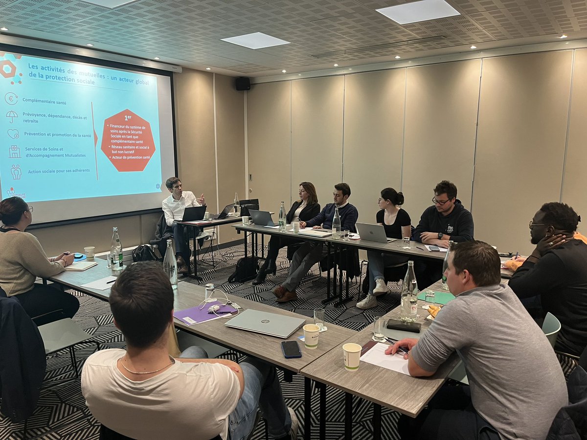CftcJeunes's tweet photo. La commission #jeunes #CFTC est réunie à #Paris.
Beaucoup de sujets à traiter dont la préparation de la RNJ 2024. 

Bientôt des infos ℹ️ ! 

Avec pour l’occasion l’intervention passionnante de M. Anthony ALY directeur de cabinet de la #Mutualité Française.

POUR LES JEUNES https://t.co/gniXE2Ctcg
