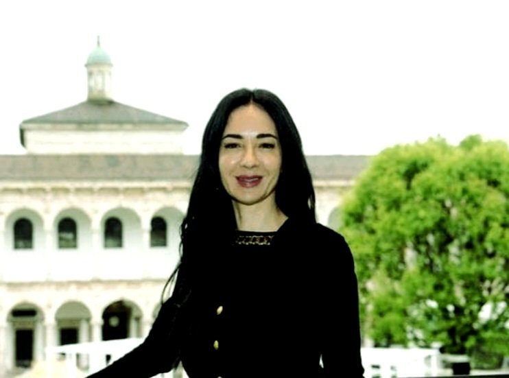 ginugiola's tweet photo. #Congrats
Marina #Brambilla
Docente #UniMi #LinguisticaTedesca
eletta #Rettrice @LaStatale
sessennio 2024/30.
È la prima #donna
che guida #Ateneo
in #100anni di #storia
ℹ️ #Rettrici
@unimib @polimi
@VivMilano @baratto_m
@BergamoeC
@GiovannaDiTroia @EmilianoVerga
@signor_aldo https://t.co/y7FaQFOcwA
