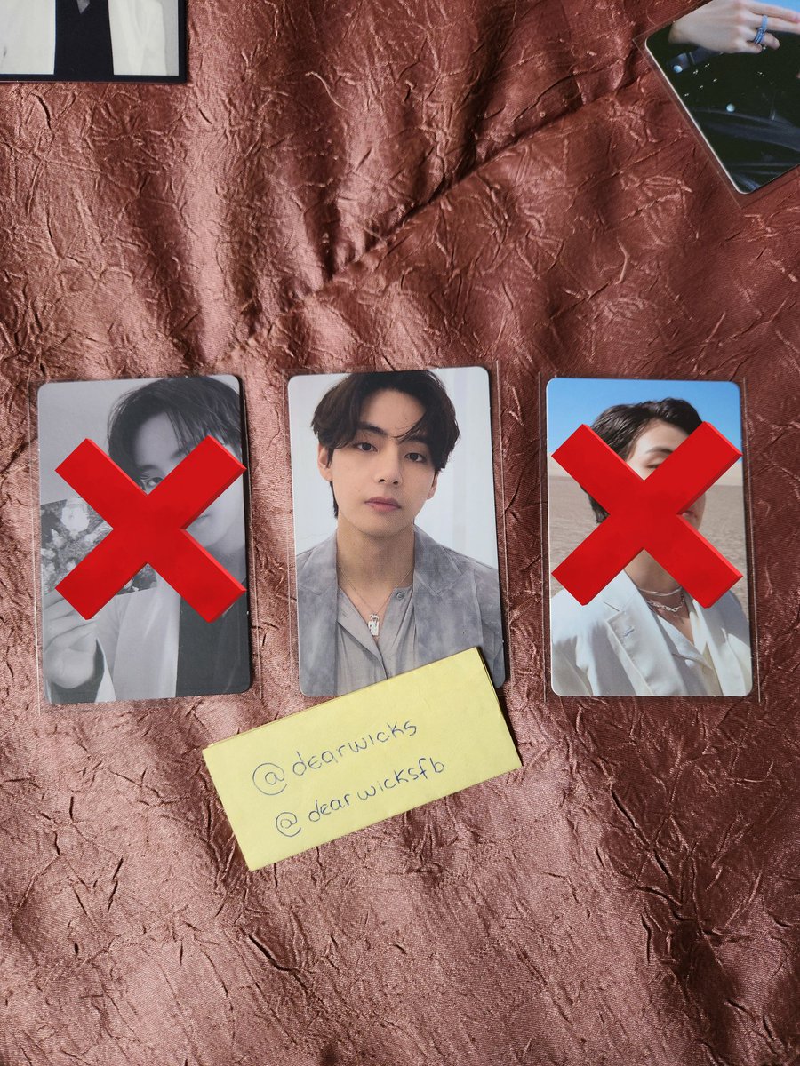 dearwicksfb's tweet photo. VENDA/VENDO BTS ATUALIZADO!

☆ photocards taehyung proof compact e yoongi standard fixo
☆ não contém avarias
☆ valor: R$30 standard yoongi
     R$40 compact tae

Pagamento imediato, frete a combinar.
▪︎ possuo fb positivos.
▪︎ outras infos na dm. https://t.co/EkNlfUAbul