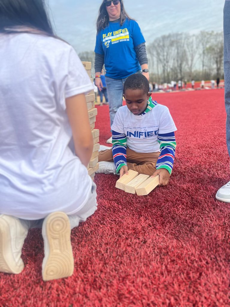 HHMS_Edison tweet media