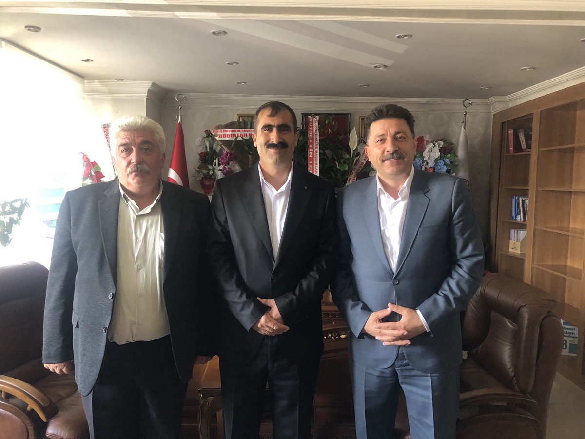 halefkeklik's tweet photo. Bugün Taşlıçay,Diyadin,Bazid ve Iğdır Belediye eş Başkanlarımızı ziyaret ettik.Eş başkanlarımızı tebrik eder,çalışmalarında başarılar dilerim. https://t.co/8RQV75iFK4