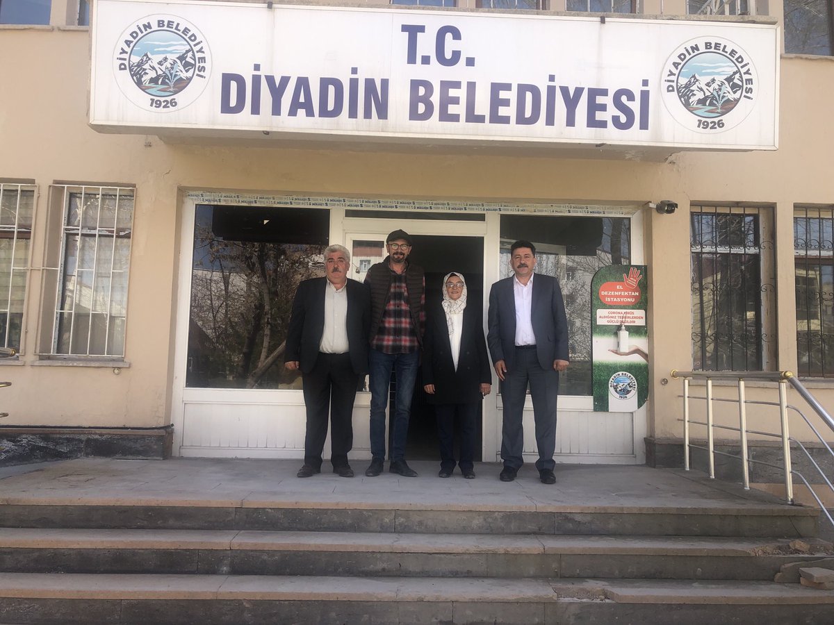 halefkeklik's tweet photo. Bugün Taşlıçay,Diyadin,Bazid ve Iğdır Belediye eş Başkanlarımızı ziyaret ettik.Eş başkanlarımızı tebrik eder,çalışmalarında başarılar dilerim. https://t.co/8RQV75iFK4