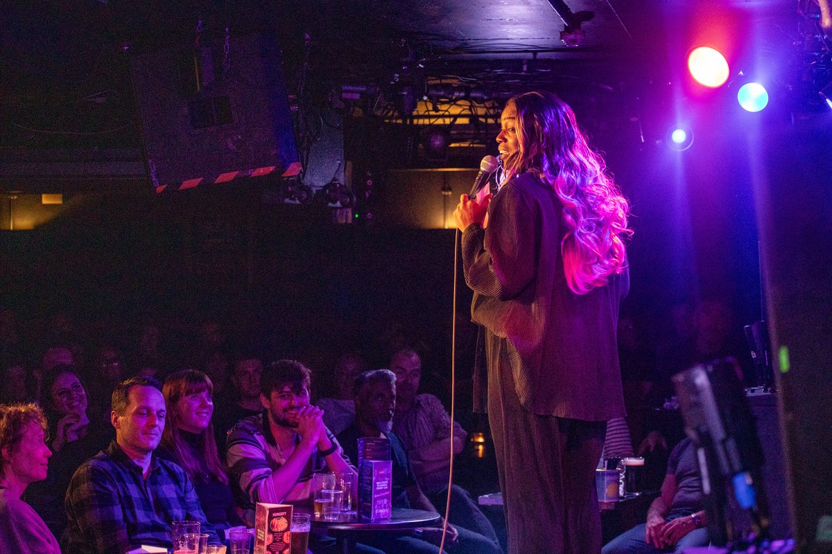 What went down last weekend at Komedia Comedy Club! We're back again this weekend with this incredible line up 👉 MC @MattRichardson3 , @lily_comedy , @maureenyounger and @raduisac ! Tickets 👉tinyurl.com/komedia-comedy… @LittleWander