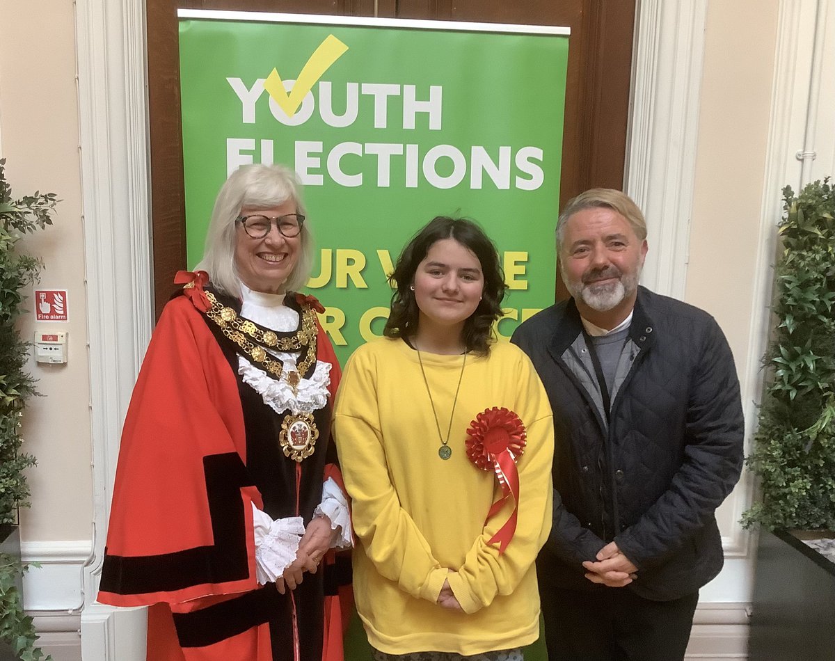Pleased to attend the Richmond Youth Council Election declaration at York House. Michael & his team have been working tirelessly since September to get to this point where newly elected members take on their role.. youth involvement is so important, nurtured by @AforChildren