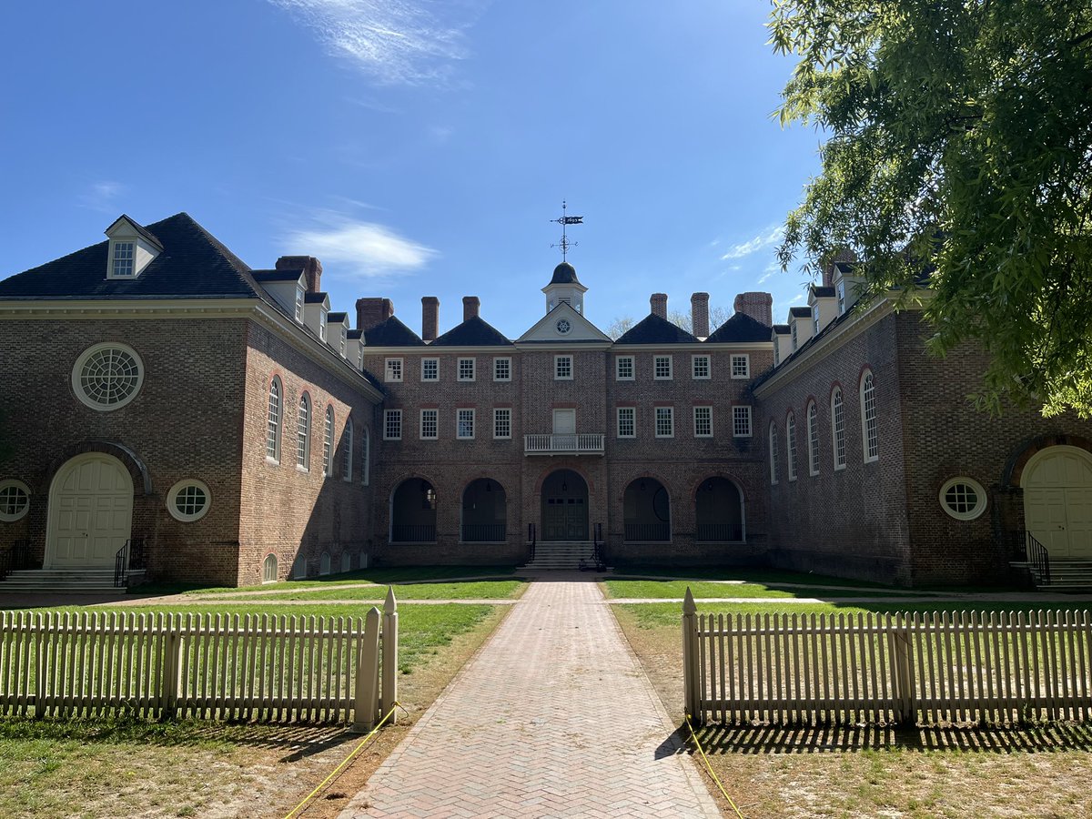 drbbettis's tweet photo. Bethel School’s middle school students had a great visit to @williamandmary this morning. #bethelallin #WeAreWatauga https://t.co/RRFBBkHUmk