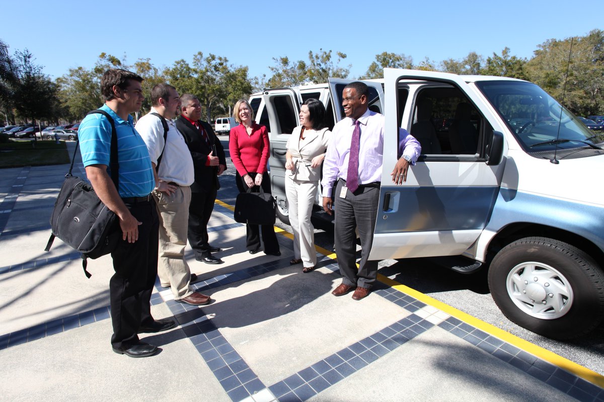 #DYK that @MyFDOT offers several Park & Ride lots throughout Central Florida? These lots are great places to meet your carpool or vanpool group to share the ride to work. To find participating locations, check the link here: Park & Ride lots