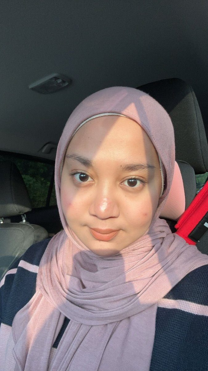 shfaalia's tweet photo. Rasa nak selfie hari hari, dulu nak guna camera ori pon takutt, nak guna filter jeee, noww more confident hehe!! >>>> https://t.co/JGiHp52Vbr