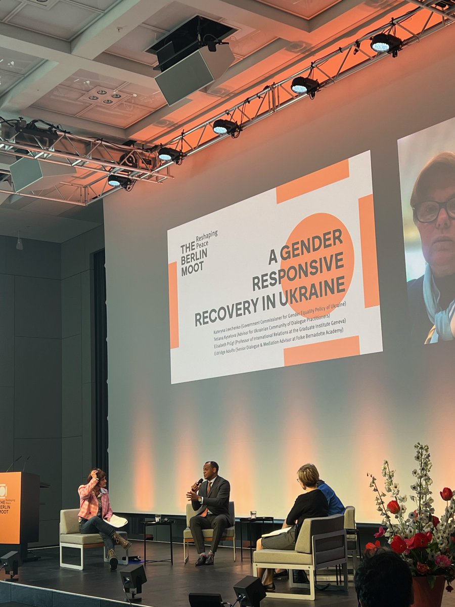 "It's not enough to talk about reconstructing roles and regions, but that we need social structures to be reconstructed as well."

<a href="/AdolfoEldridge/">Eldridge Adolfo</a> kicks off our final panel on a gender responsive recovery in #Ukraine!