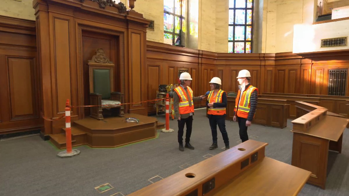 Ce soir à l'émission, on vous offre les actualités de la semaine, on revient sur la visite au pays du premier ministre français Gabriel Attal et Jean-René explore la version nouvelle et améliorée de hôtel de ville de Montréal, en restauration depuis 2019. De son côté, MC Gilles…