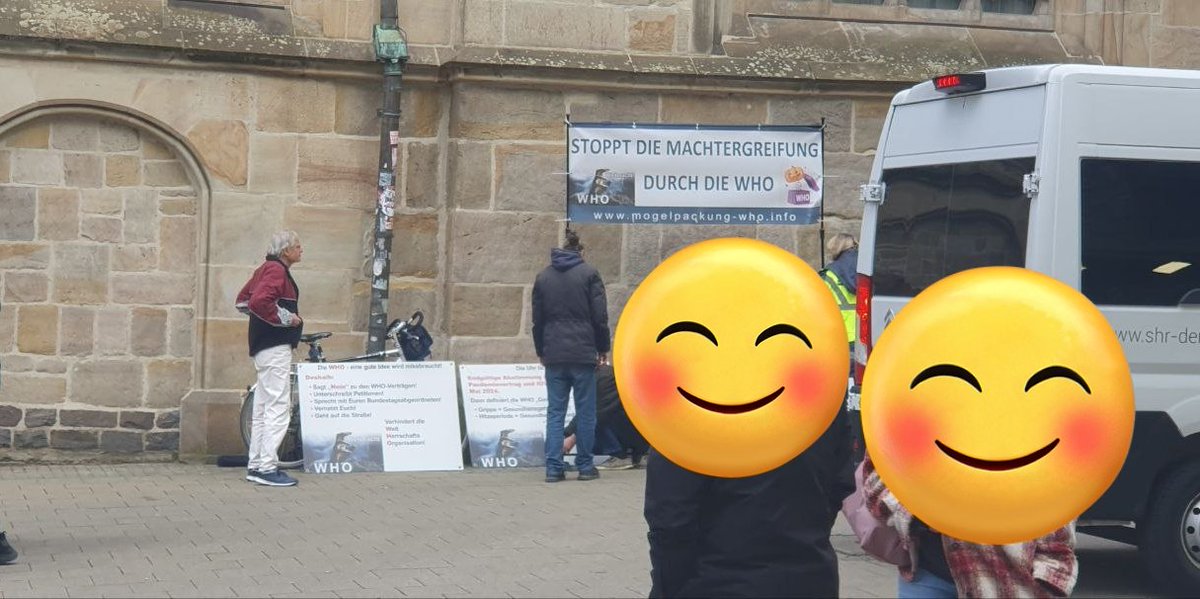 Am Essener Dom hat sich mal wieder eine Verschwörerresterampe versammelt.