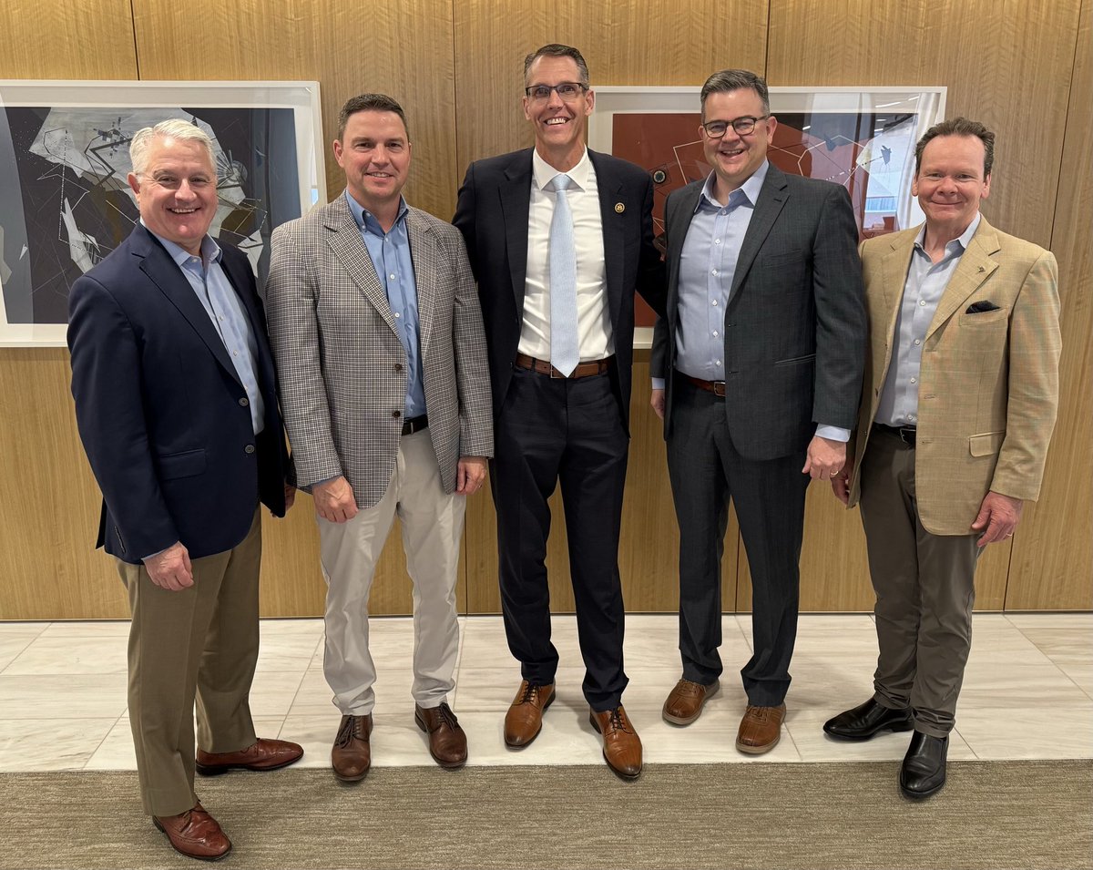 Thank you to ⁦@RepFeenstra⁩ for speaking to the ⁦@Better_Seed⁩ board this morning! Thanks for your leadership on agriculture issues on Capitol Hill. #plant24 #agx #agtalk