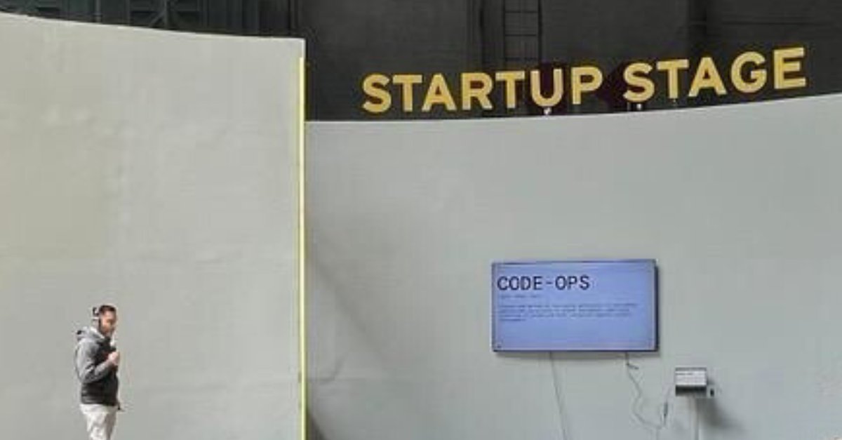 crowdbotics's tweet image. Thrilled to have our CEO, Anand Kulkarni, speak at @EYnews's #InnovationRealized Global Summit yesterday!
He dove into the world of #CodeOps and how it is reshaping software development.
Check out Anand's recent blog to learn more about #CodeOps: tinyurl.com/5x6cjjzw