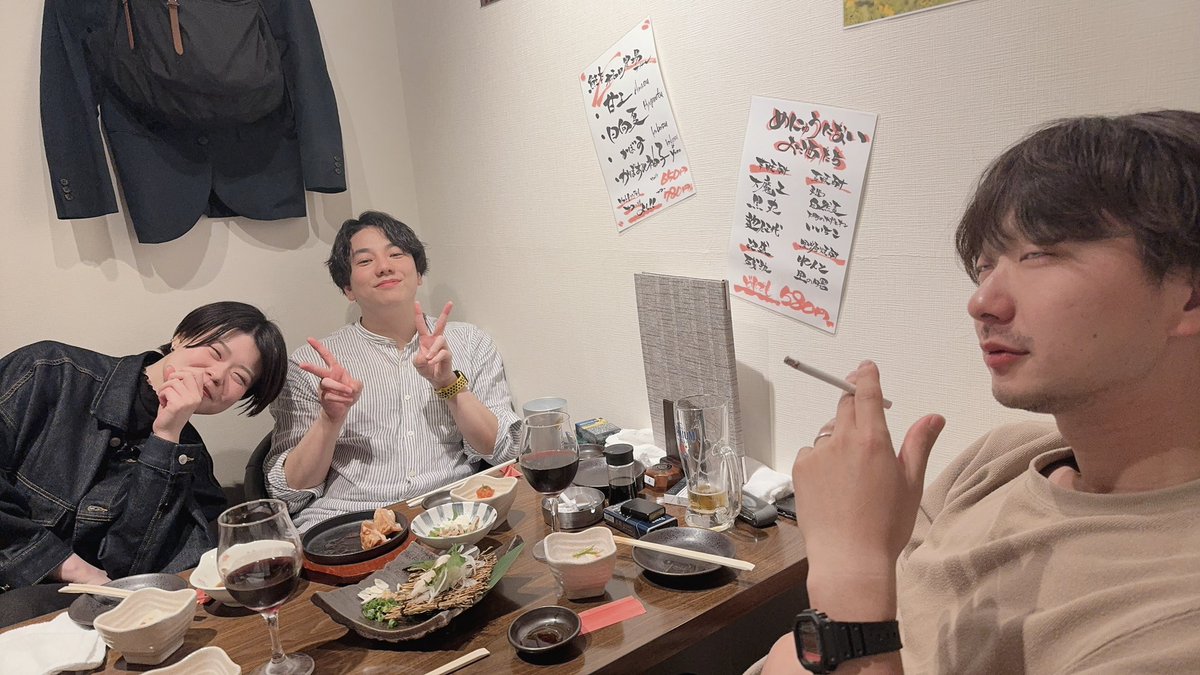 amegayamukoroni's tweet photo. ���分7月にLiveしようとしているなバンドです
ちょっと女子比率高いですが
今後ともよろしくお願いします🧌 https://t.co/DQiENnpKli