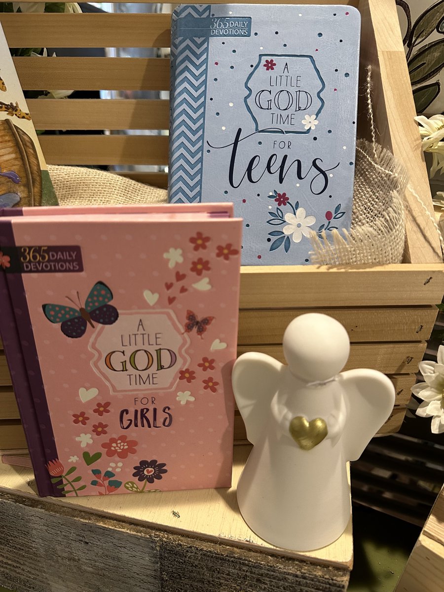 Blossom Town tweet media