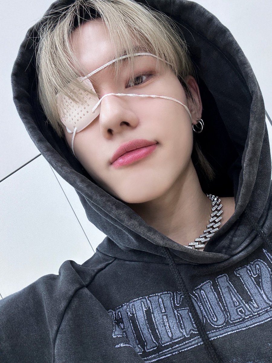 at_ALL_H_OURS's tweet photo. [#제이든]
미닛과 항해하는 제스페로우🏴‍☠😎 우리의 여정은 끝나지 않았습니다…😈 

#ALL_H_OURS #올아워즈 #オールアワーズ #XAYDEN #제이든 #ジェイデン https://t.co/ZPp1vZHX8r