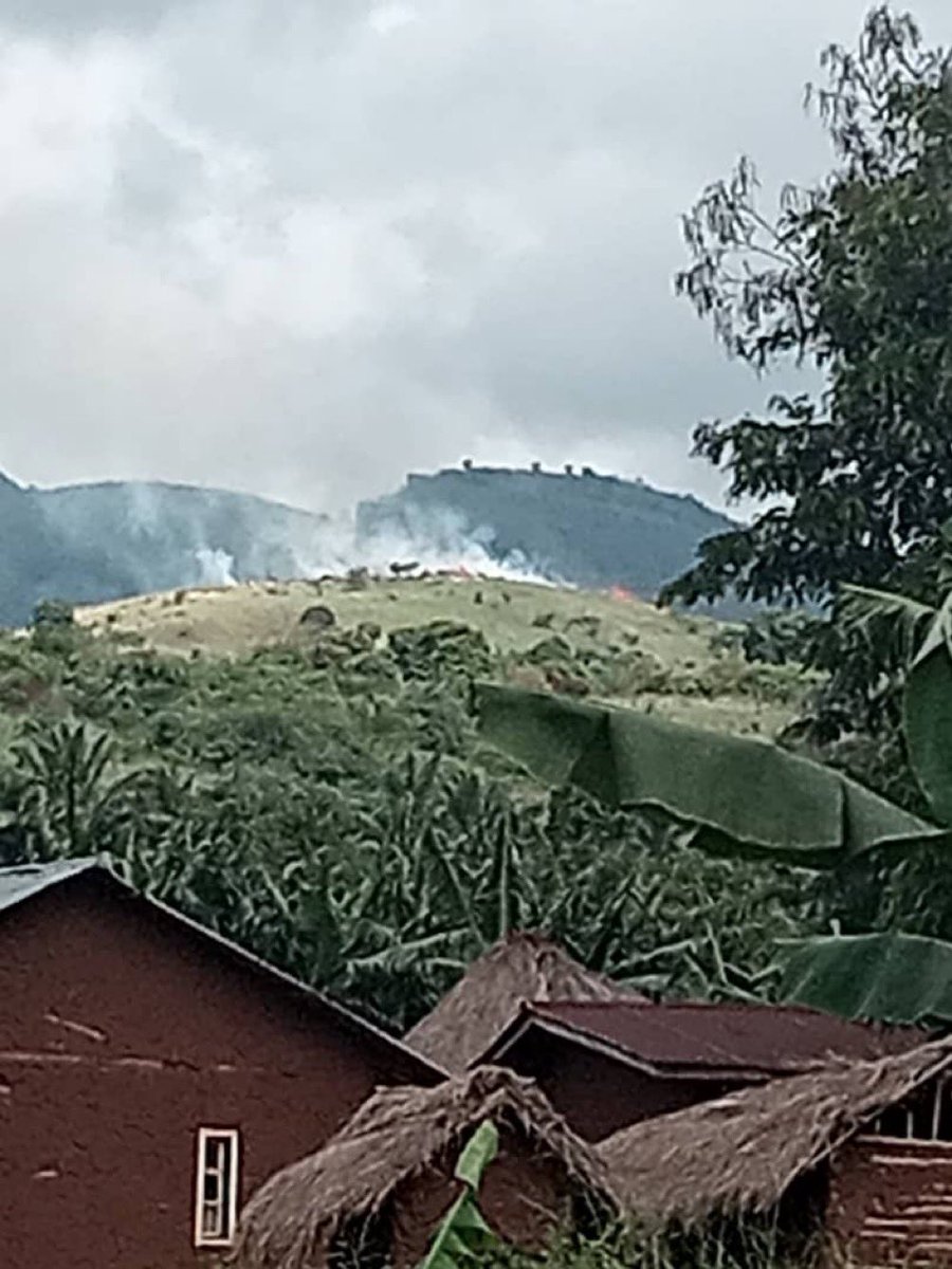 🔥Il y a du feu sur la Montagne. #kibirizi a été complètement libéré par les Wazalendo après que le #M23 #RDF ait été abattu par la force éclair ⚡️🔥 #FARDC/#WAZALENDO. les #M23 #RDF courent avec le feu 🔥 au cul @Nationaliste58 @JulesMuhongya