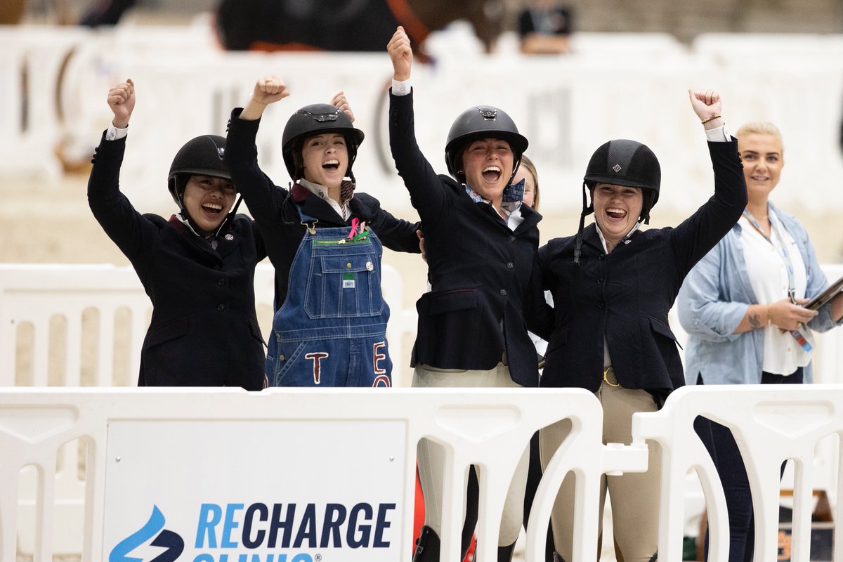 At the break, the Aggies lead 7-1! 👍

Fences: 4-1
Reining: 3-0

#Everybodyalways | #GigEm