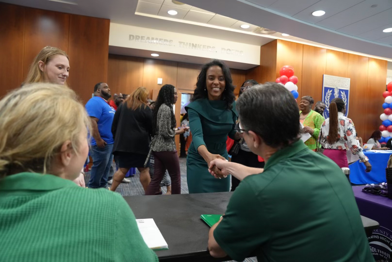 🍎 Our Spring Hiring Expo was a success! Attendees had the chance to connect with leading educators & administrators in our community, learning about the latest opportunities in the District. Stay tuned for future hiring fair dates.🌟 #ChooseMSCS #SayYesToMSCS #EducationMatters