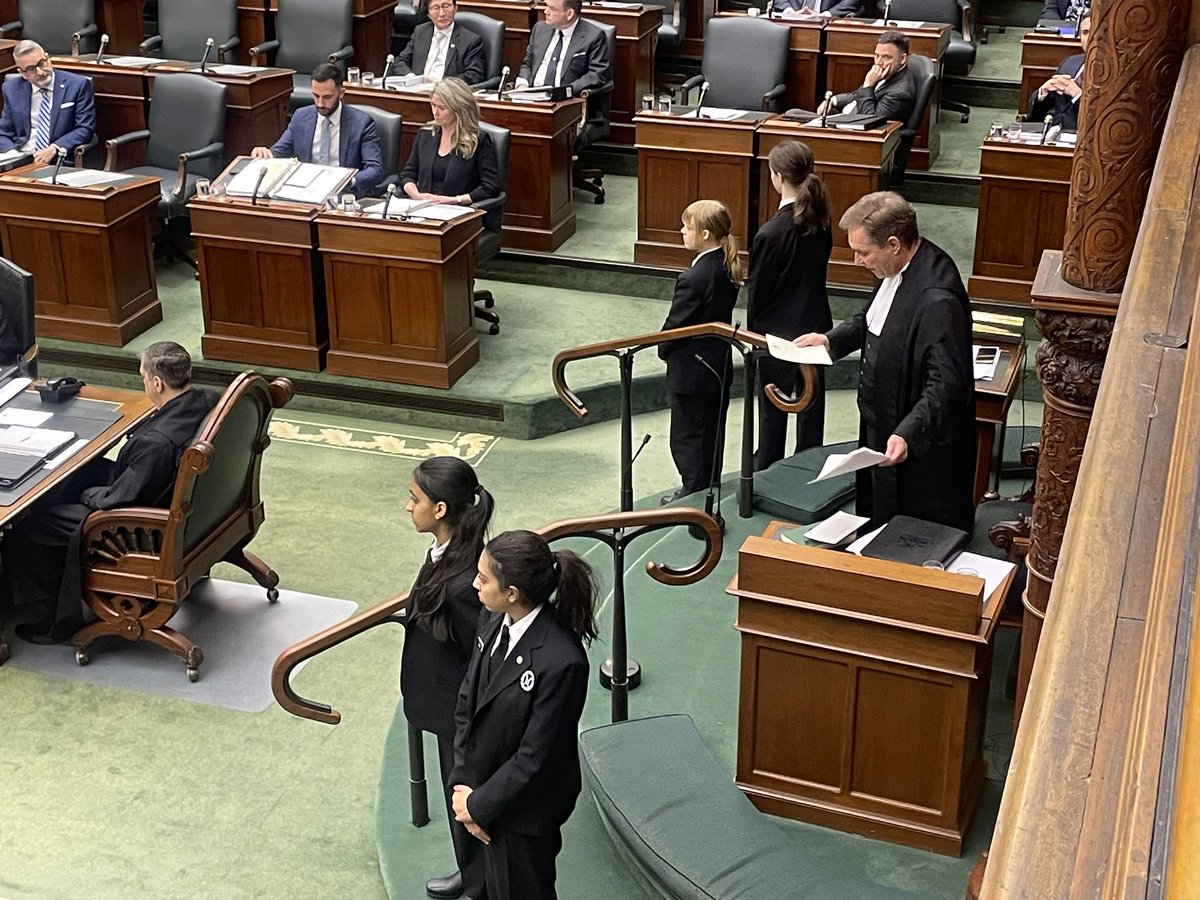Ontario’s Speaker is addressing the keffiyeh ban issue and says he’s willing to reconsider. NDP leader Marit Stiles then calls for unanimous consent on reversing it. At least one “no” is heard from the government side #onpoli