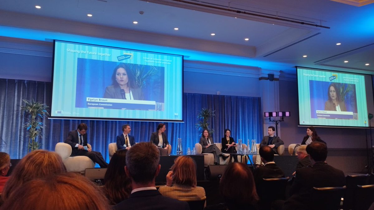 egelynbraun's tweet photo. Glad to report back from the Digital &amp; New Technologies workshop at the European #ConsumerSummit - key takeaways include the importance of more enforcement and clarity about how the legal framework addresses topics like dark patterns, AI, influencers &amp; connected products https://t.co/Q5DmI2APiY