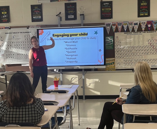 Parent University 2024! 
Parents engaged in an evening of valuable information, strategies and resources.  We are "All In"- Everyone, Every day for Every Student!
