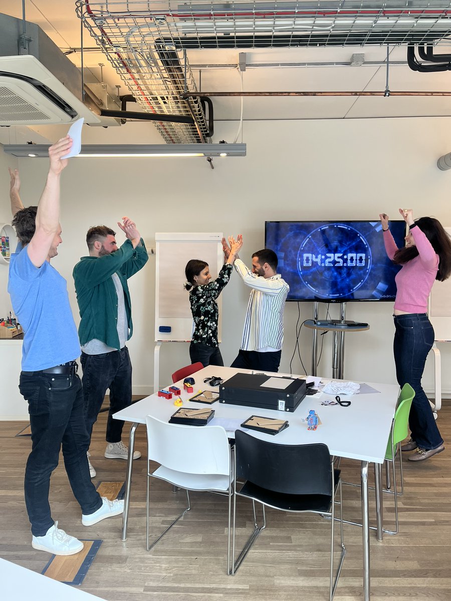 Our team testing out and defeating(!) @playonigo final cyber escape room! Does your team have what it takes to do the same ? Book your next awayday with us and find out. #teambuilding #escaperooms #connection #interactive #awaydays