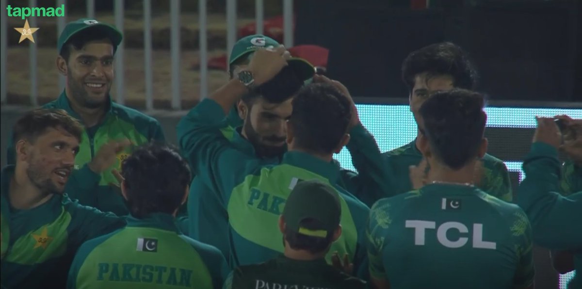 Update🔴: Three debutants for Pakistan tonight. Usman Khan, Irfan Niazi and Abrar Ahmed 🇵🇰
#PAKvNZ