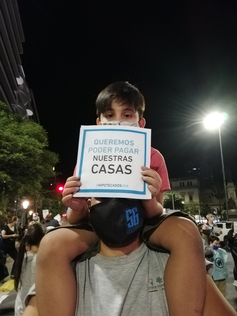 <a href="/A24COM/">A24.com</a> Pedimos poder pagar! Sin subsidios y sin costo para el estado. Cambio de fórmula a Casa propia, basta de #UsuraUVA . Urgente tratamiento y salida. Ésto es un infierno! Mí casa nunca fue un negocio y no queremos quedar en la calle