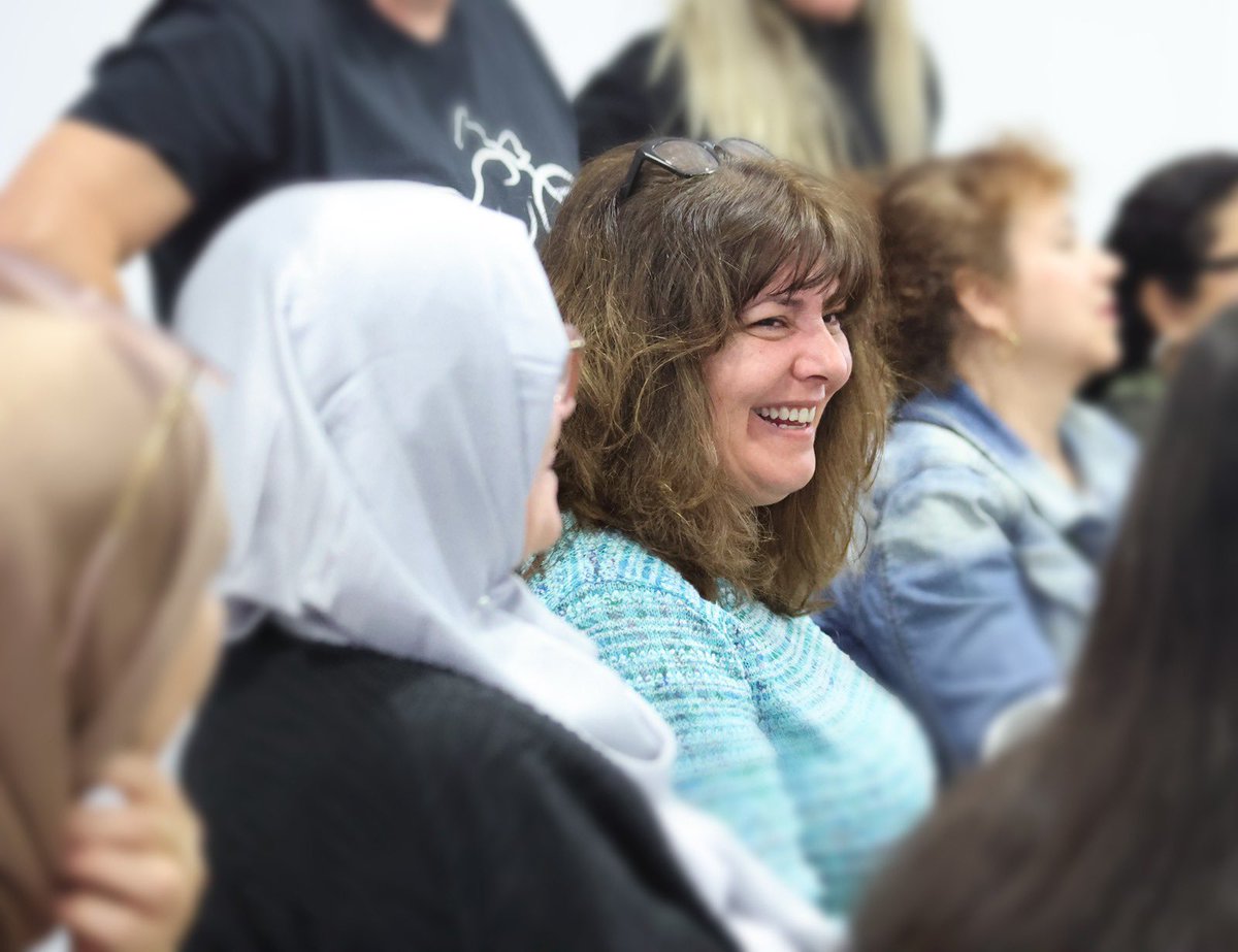 PJimenezFlores's tweet photo. Hemos celebrado el Fin del Ramadán con Mujeres Marroquíes participantes en el Centro de Mediación Vecinal y Desarrollo Comunitario, así como otras participantes. Un encuentro para romper prejuicios y fomentar la convivencia e interculturalidad en #Alcorcón https://t.co/8x6xrv1U4x