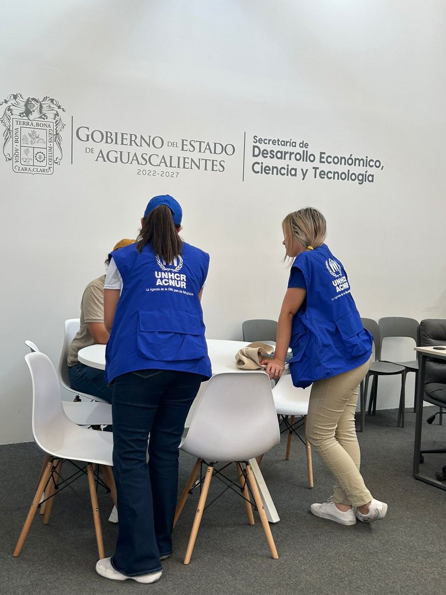 paomonroyf's tweet photo. La Feria de San Marcos en Aguascalientes reúne a toda una comunidad, incluyendo a las personas refugiadas que viven en este maravilloso estado, en una fiesta maravillosa. Desde @AcnurMexico también decimos: ¡Viva Aguascalientes! Tierra de la Gente Buena. https://t.co/ZENmaKy7bd