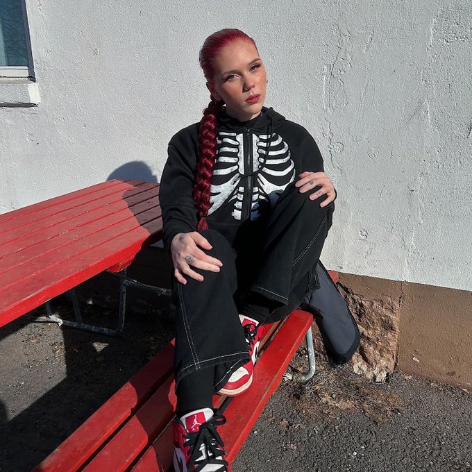 Go check out my new instagram pics! 🥰 @ sarasusannie ❤️  #ig #instagram #redhead #sexyredhead #sexy #sun<a href="/tag/summer"class="tags"><span>#summer</span></a><a href="/tag/sexy"class="tags"><span>#sexy</span></a><a href="/tag/sun"class="tags"><span>#sun</span></a><a href="/tag/instagram"class="tags"><span>#instagram</span></a><a href="/tag/redhead"class="tags"><span>#redhead</span></a><a href="/tag/ig"class="tags"><span>#ig</span></a><a href="/tag/sexyredhead"class="tags"><span>#sexyredhead</span></a>
