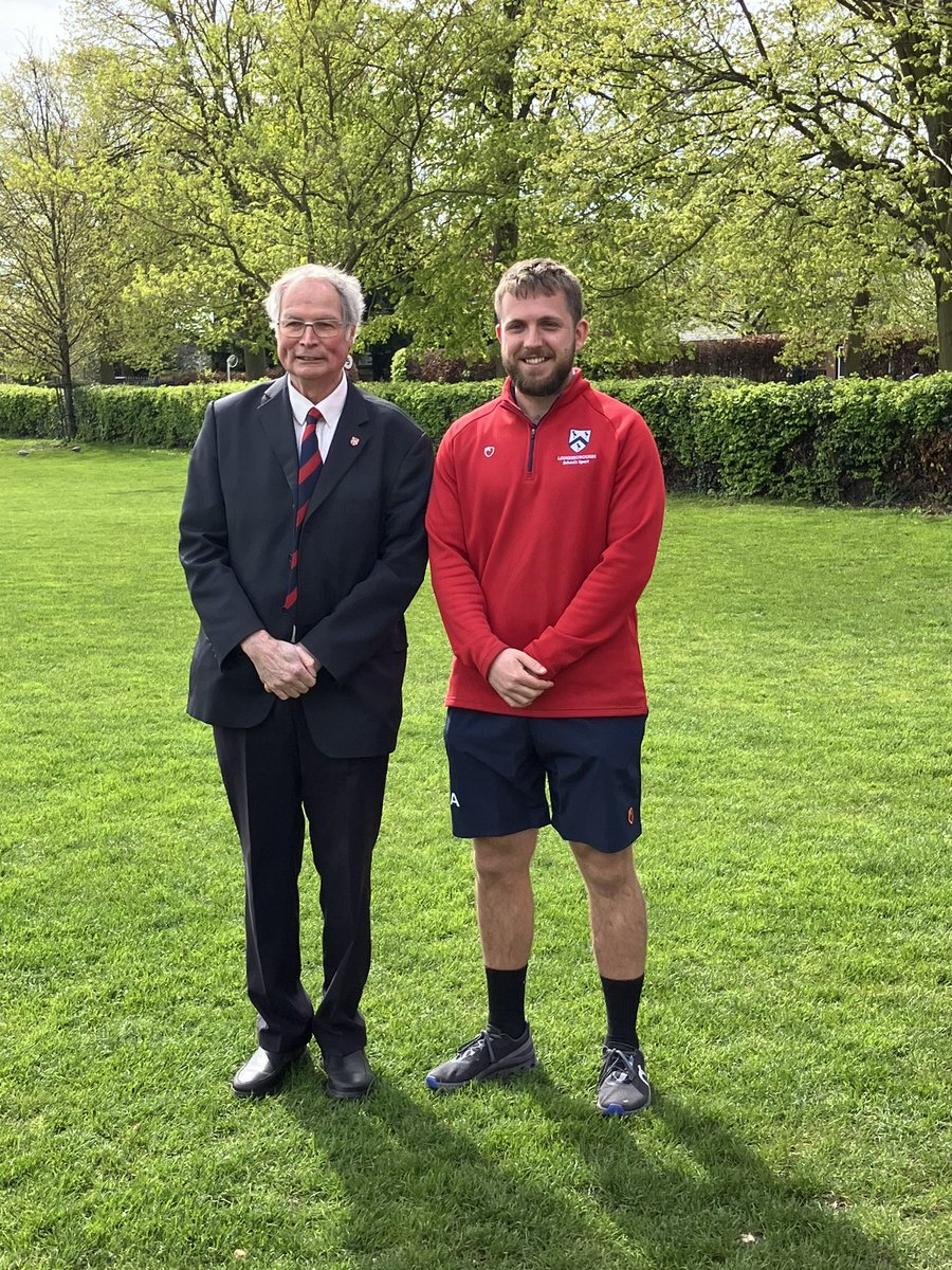 Fantastic morning launching our @LboroGSSport Cricket Player Pathway programme, kit presented by Mr John Weitzal, and first sessions underway this afternoon. @loughburians