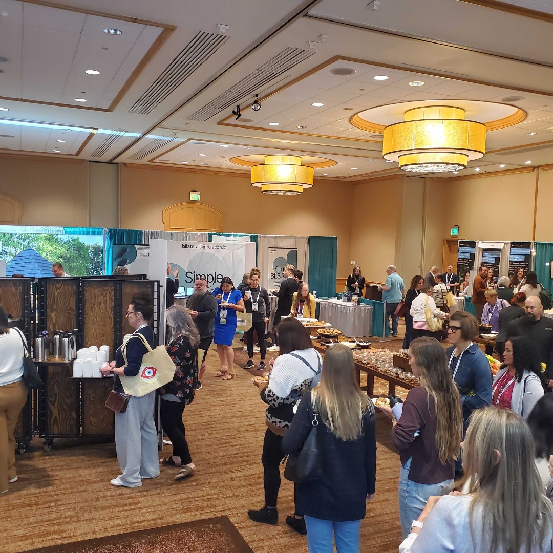#EMDRIASummit is open for business! #emdr #trauma #psicologia #emdrtherapy #psicoterapia #mentalhealth #therapy #ptsd #psicologa #stress #traumarecovery #counselling #mentalhealthawareness #cptsd #psychotherapy #traumainformedcare #TherapistTwitter #emdrtherapist