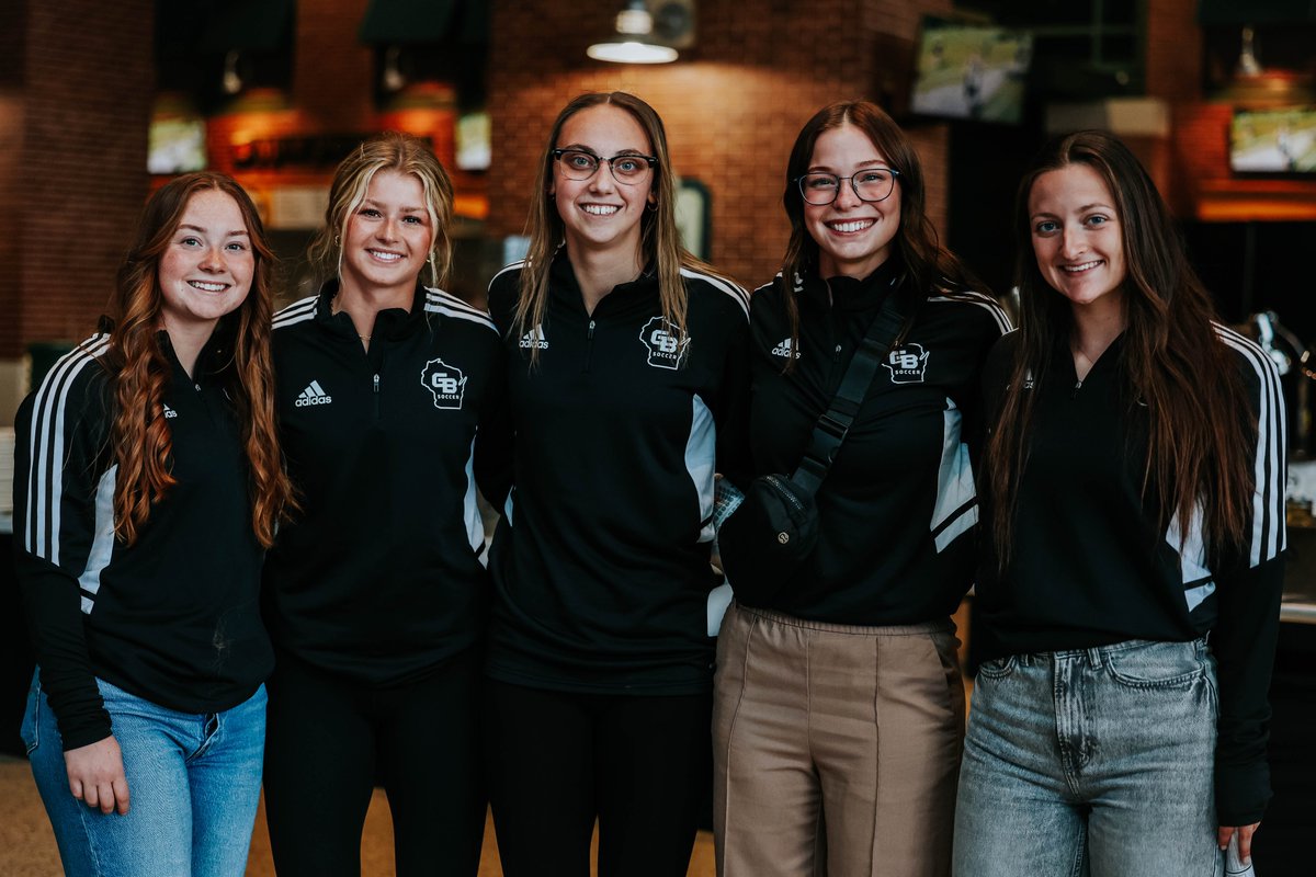 gbphoenixwsoc's tweet photo. Thank you to everyone who showed out at the Phoenix-Packers Steak Fry on Tuesday!

Your continued support means the world to us 👊

#RiseWithUs https://t.co/Fg1NFpdDdq