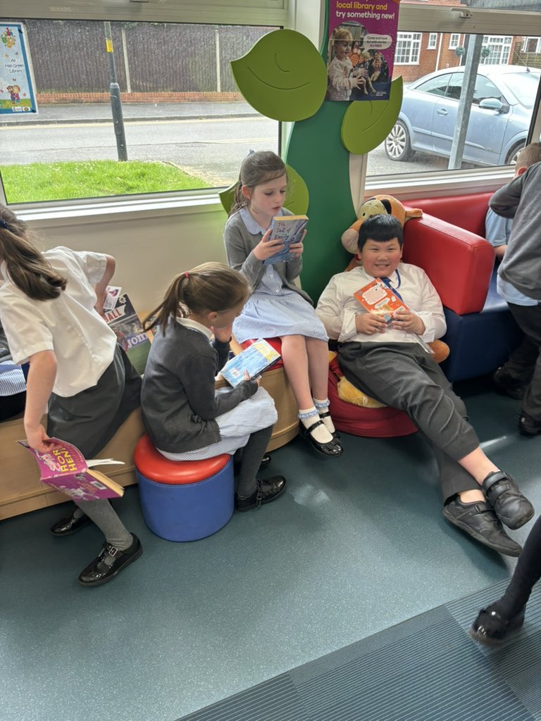 Year 3 had a fantastic time @hallgreenlib this afternoon. They were so excited to start reading their new books once back at school and can’t wait to carry on once they are at home!