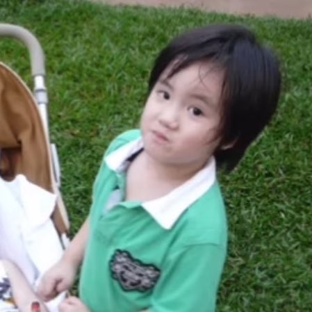 grayyyon's tweet photo. พี่นมผง                               ไรไออ้วน https://t.co/uTPPFiG7NX