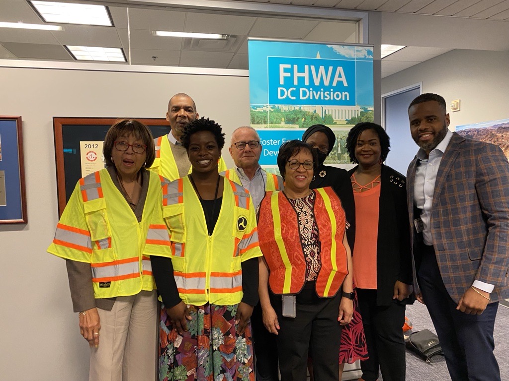 FHWA's Washington, DC Division is wearing orange in support of #WorkZone safety. #Orange4Safety #OrangeForSafety #NWZAW #NWZAW2024 #SafeWorkZonesForAll #SafeWorkZones