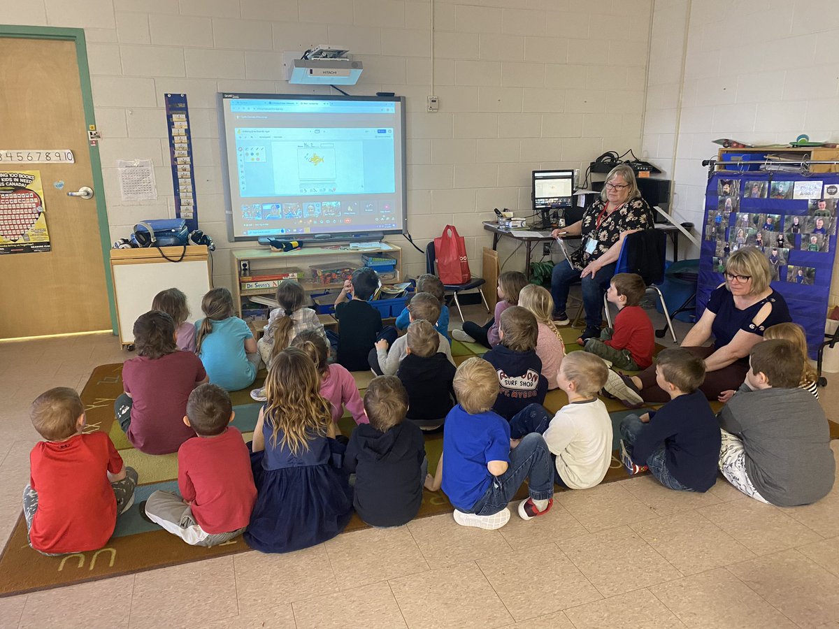 Kindergarten Writing At The Desk with some <a href="/infoMariposaES/">Mariposa ES</a> Monarchs this morning. <a href="/TLDSB_EY/">TLDSB_EY</a>